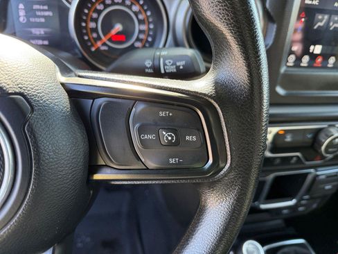 Used 2022 Jeep Wrangler Sport AWD/4WD image 21