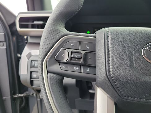 New 2025 Toyota 4Runner SR5 image 22