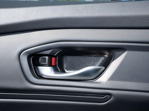 Certified 2025 Honda Accord SE image 27