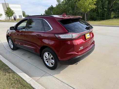 Used 2015 Ford Edge SEL w/ Equipment Group 201A AWD/4WD image 22