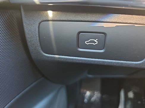 New 2026 Volvo XC90 B6 Plus w/ Protection Package Premier image 37