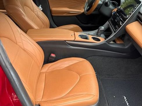 Used 2020 Toyota Avalon Limited w/ Advanced Safety Package FWD image 10