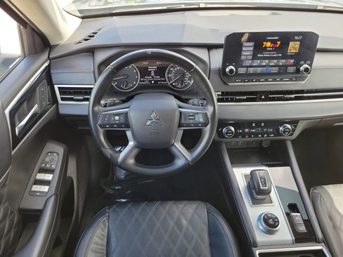 Used 2022 Mitsubishi Outlander SEL FWD image 16
