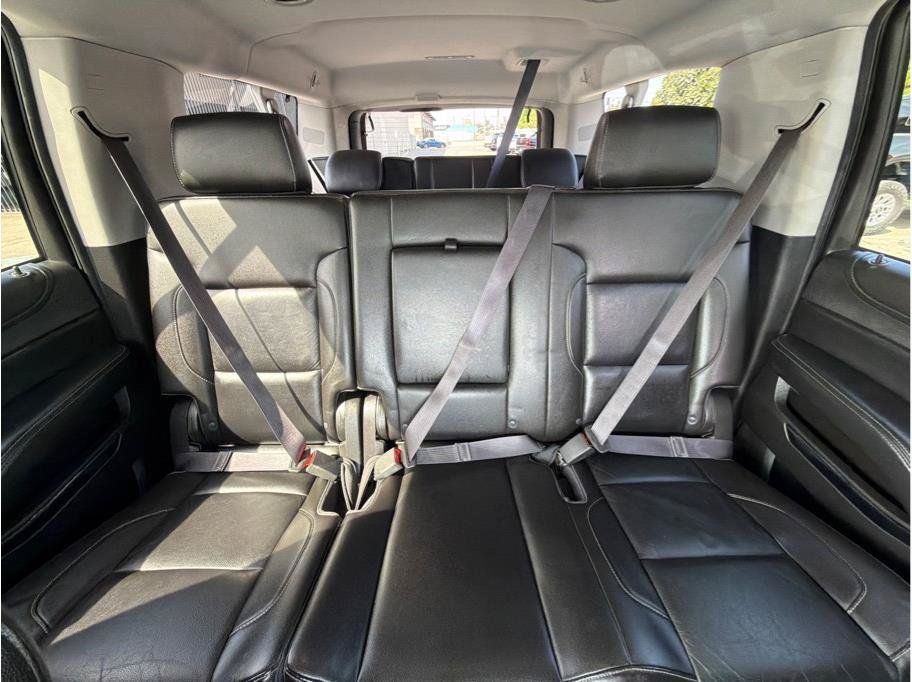 Used 2015 Chevrolet Suburban LT AWD/4WD image 9