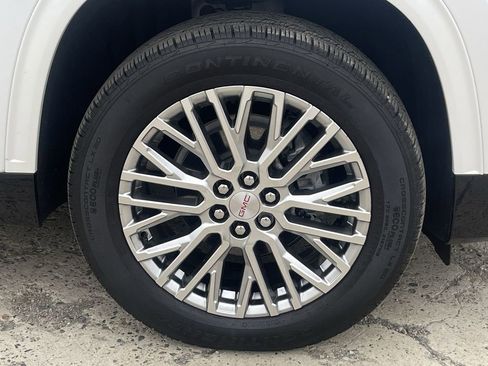 Used 2024 GMC Acadia Denali w/ Super Cruise Package image 33