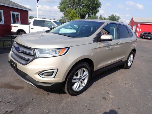 Used 2017 Ford Edge SEL w/ Equipment Group 201A AWD/4WD image 3
