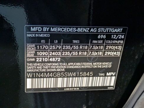 Certified 2025 Mercedes-Benz GLB 250 image 27