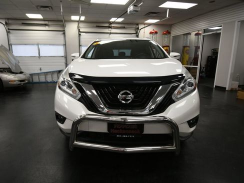 Used 2018 Nissan Murano Platinum w/ Cargo Package image 2