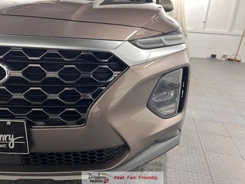 Used 2019 Hyundai Santa Fe SEL FWD image 13