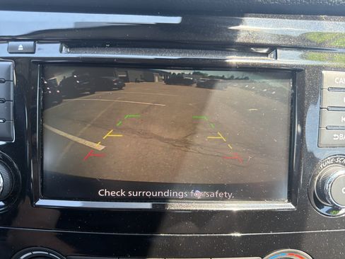 Used 2020 Nissan Rogue Sport S w/ Appearance Package AWD/4WD image 26