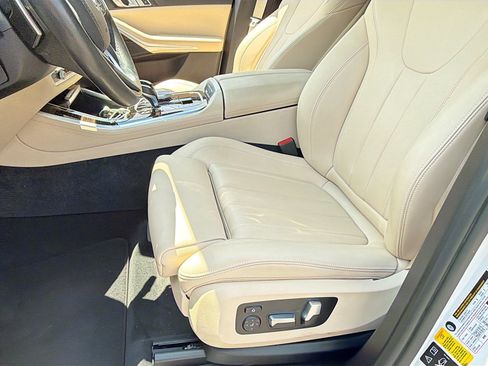 Used 2020 BMW X5 xDrive40i w/ Premium Package AWD/4WD image 31