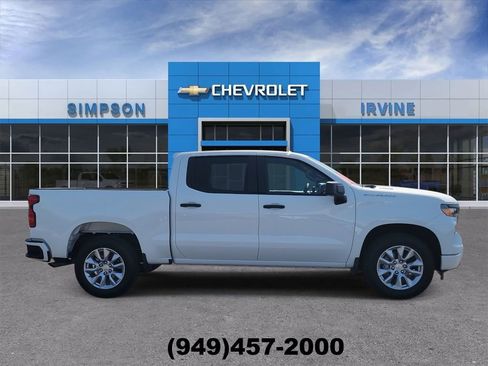 Used 2026 Chevrolet Silverado 1500 Custom RWD image 9