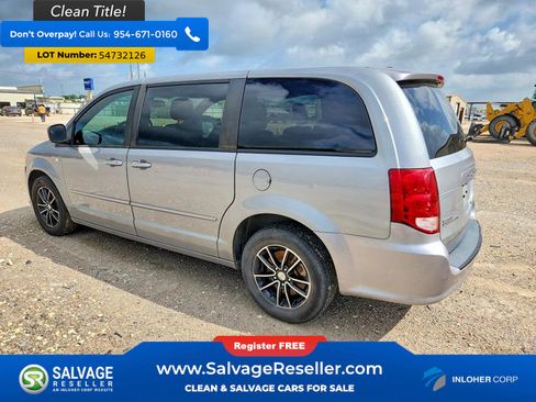 Used 2014 Dodge Grand Caravan SXT FWD image 3