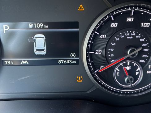 Used 2023 Hyundai Santa Fe XRT w/ Cargo Package image 11