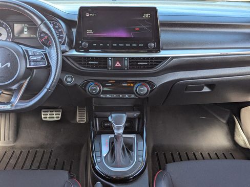 Used 2022 Kia Forte GT image 16