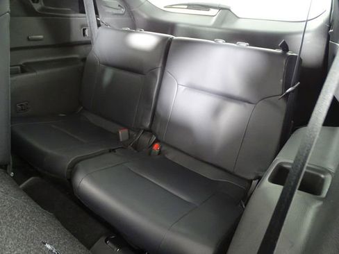 Used 2022 Mitsubishi Outlander SEL image 13