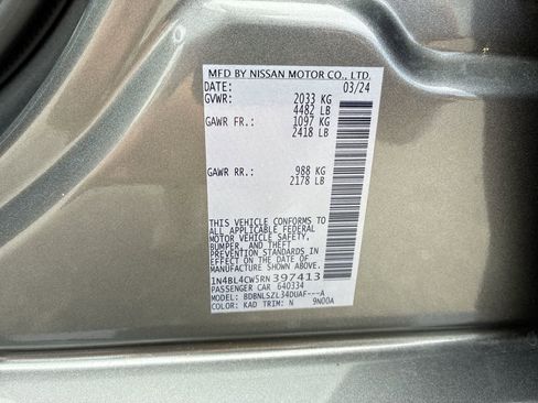 Used 2024 Nissan Altima 2.5 SR w/ SR Premium Package AWD/4WD image 34