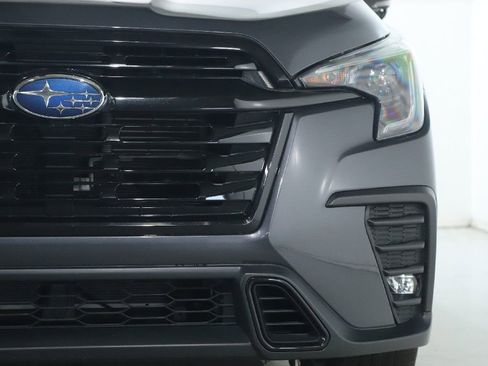 Used 2023 Subaru Ascent Onyx Edition AWD/4WD image 7