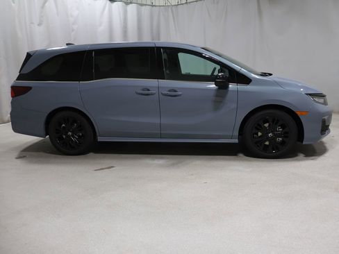 New 2026 Honda Odyssey Sport-L image 8