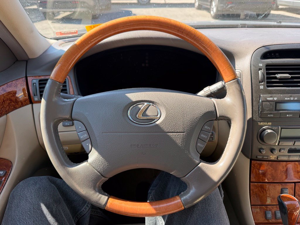 Used 2006 Lexus LS 430 RWD image 12