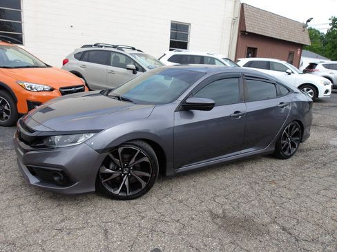 Used 2021 Honda Civic Sport image 2