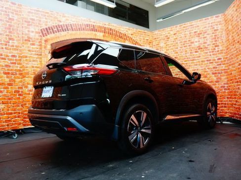 Certified 2023 Nissan Rogue SL w/ SL Premium Package AWD/4WD image 7