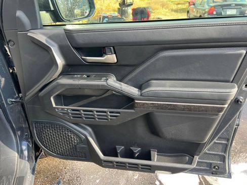 Used 2024 Toyota Tacoma Limited image 17