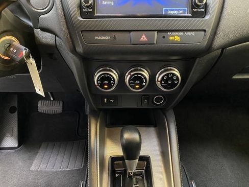 Used 2025 Mitsubishi Outlander Sport ES AWD/4WD image 38