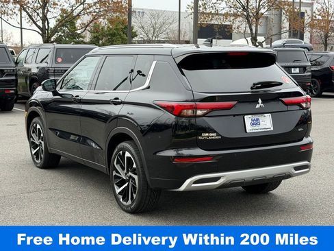 Used 2023 Mitsubishi Outlander SEL image 8