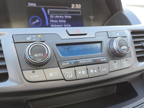 Used 2012 Honda Odyssey EX-L image 29