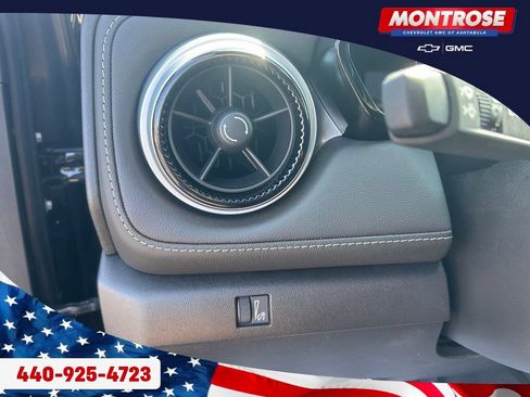 Used 2023 Chevrolet Colorado LT w/ LT Convenience Package III AWD/4WD image 13