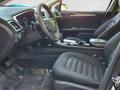 Used 2015 Ford Fusion SE FWD image 13