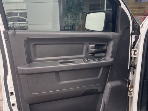 Used 2012 RAM 1500 Express image 9