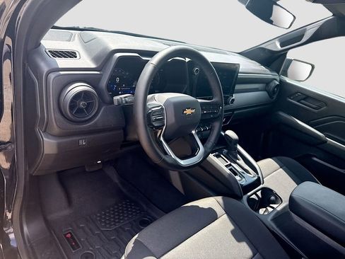 Used 2026 Chevrolet Colorado W/T w/ WT Custom Package image 9