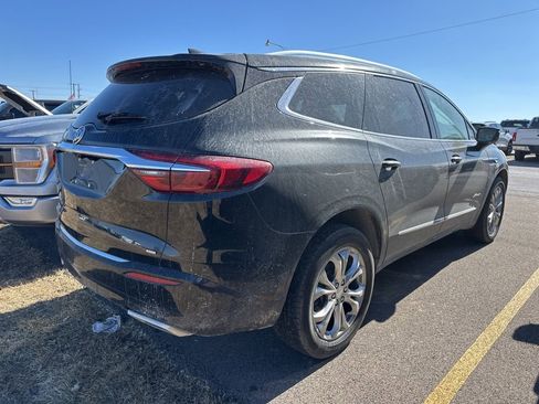 Used 2021 Buick Enclave Avenir w/ Avenir Technology Package image 13