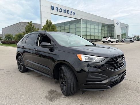 Used 2024 Ford Edge SE w/ Black Appearance Package AWD/4WD image 1