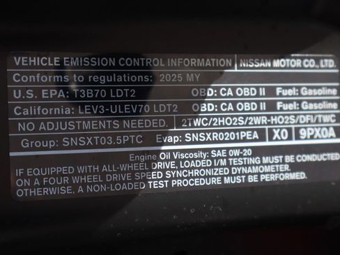 Used 2025 Nissan Pathfinder SL w/ SL Premium Package image 13