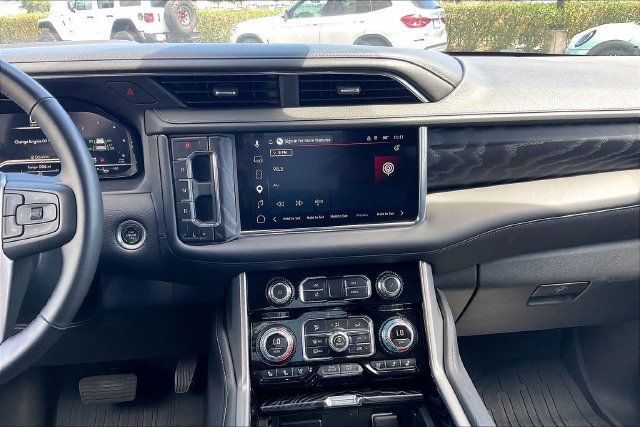 Used 2024 GMC Yukon Denali w/ LPO, Floor Liner Package AWD/4WD image 7
