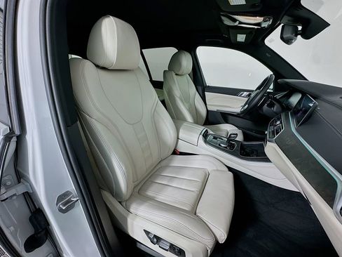 Used 2020 BMW X5 xDrive40i w/ Premium Package image 29