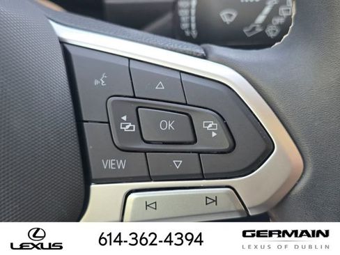 Used 2023 Volkswagen Tiguan SE w/ Panoramic Sunroof Package AWD/4WD image 34