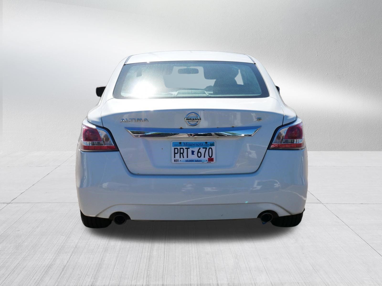 Used 2015 Nissan Altima 2.5 S FWD image 6