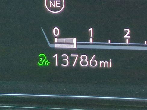 Certified 2024 Cadillac Escalade Sport w/ LPO, ONYX Package image 29