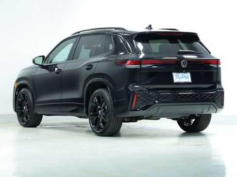 New 2026 Volkswagen Tiguan SE R-Line FWD image 6