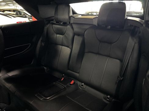Used 2018 Land Rover Range Rover Evoque SE Dynamic image 49