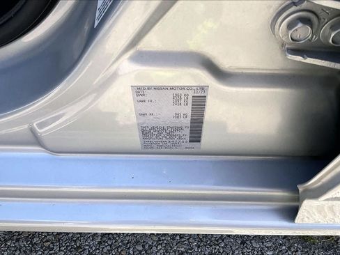 Used 2024 Nissan Altima 2.5 SV FWD image 33