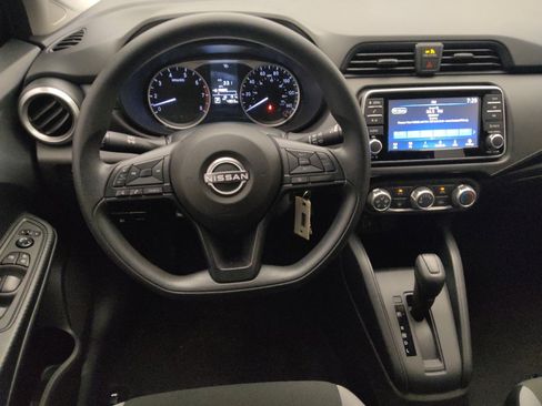 Used 2025 Nissan Versa S w/ Trunk Package image 22