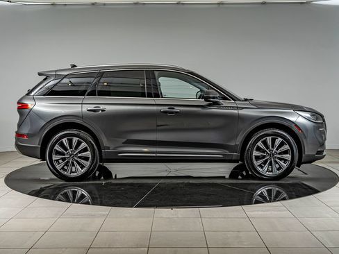 Used 2022 Lincoln Corsair Reserve FWD image 4