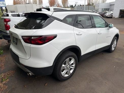 Used 2020 Chevrolet Blazer LT AWD/4WD image 3