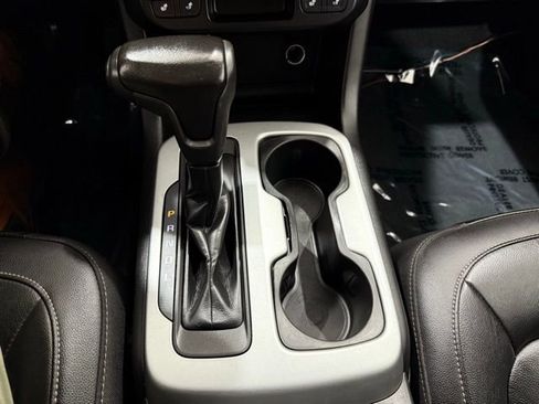 Used 2021 Chevrolet Colorado ZR2 w/ Colorado ZR2 Bison Edition image 38