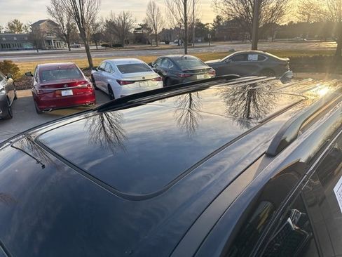 Used 2024 Chevrolet Traverse RS w/ LPO, Floor Liner Package image 10